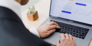 Accountant-Image-35